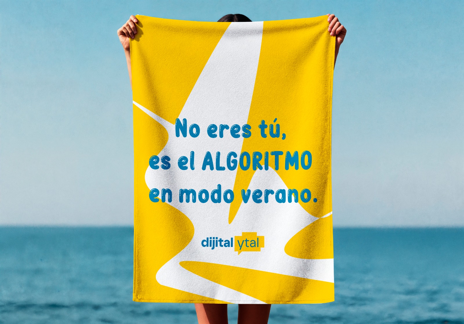 Community manager gestionando redes sociales en verano en Jaén